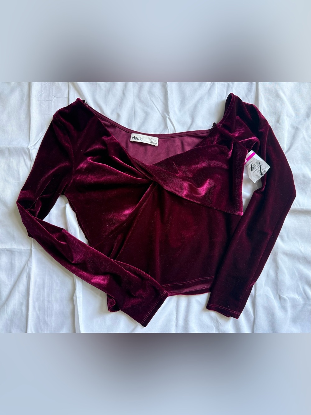 NWT: elodie Burgundy Velvet Twist-Front Women’s Top